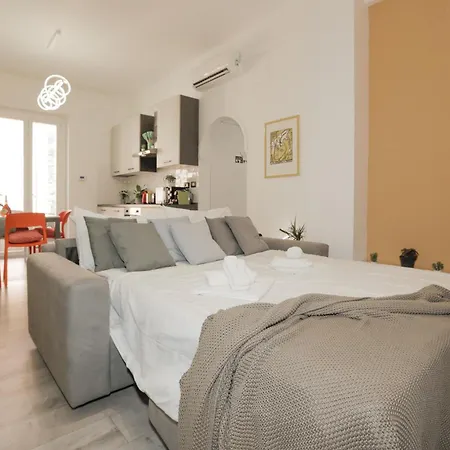 Azzurro Adriatico In Est * Génova