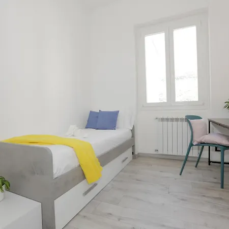 Azzurro Adriatico In Est Génova